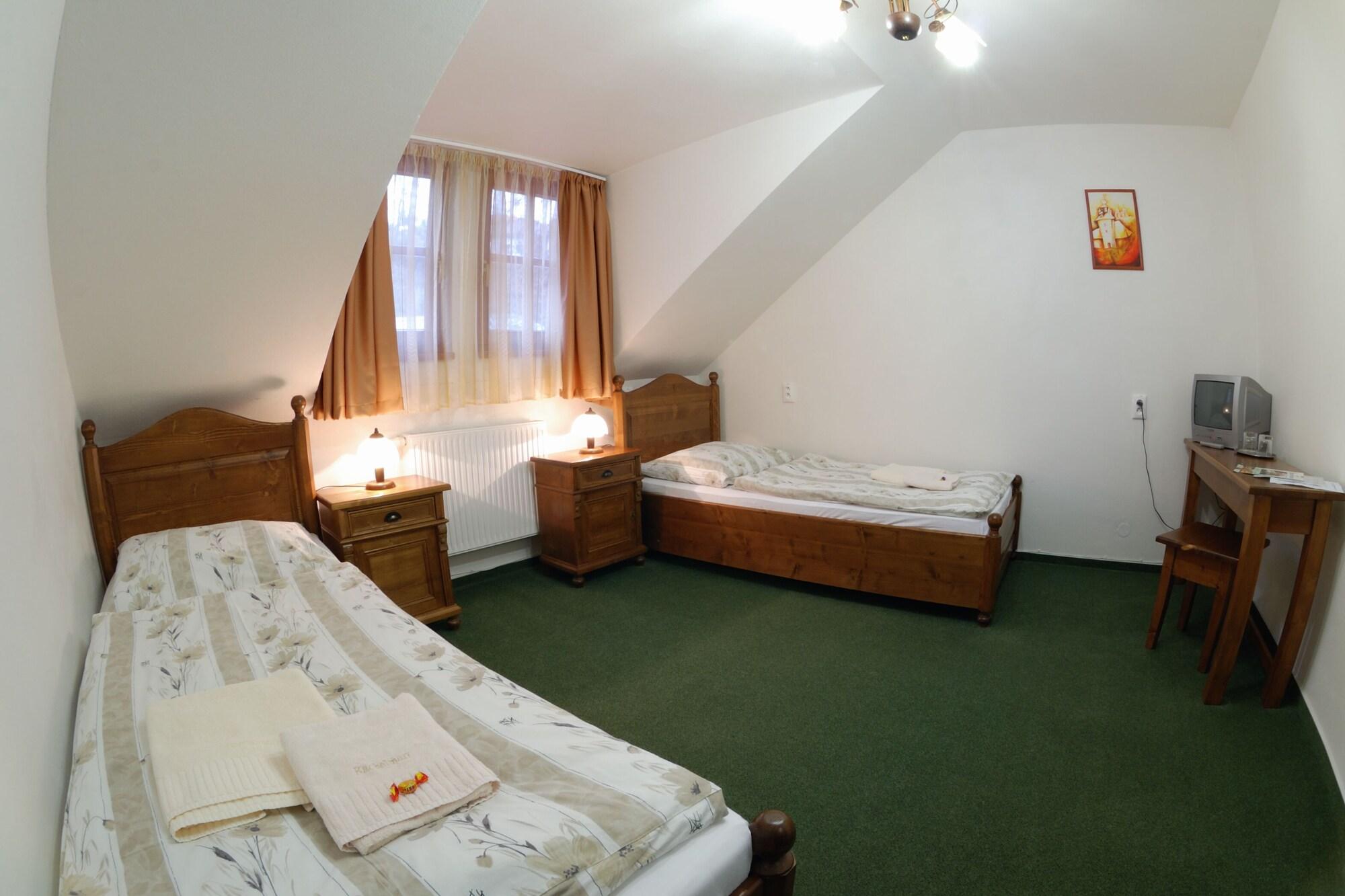 Penzion Kachelman Banská Štiavnica エクステリア 写真