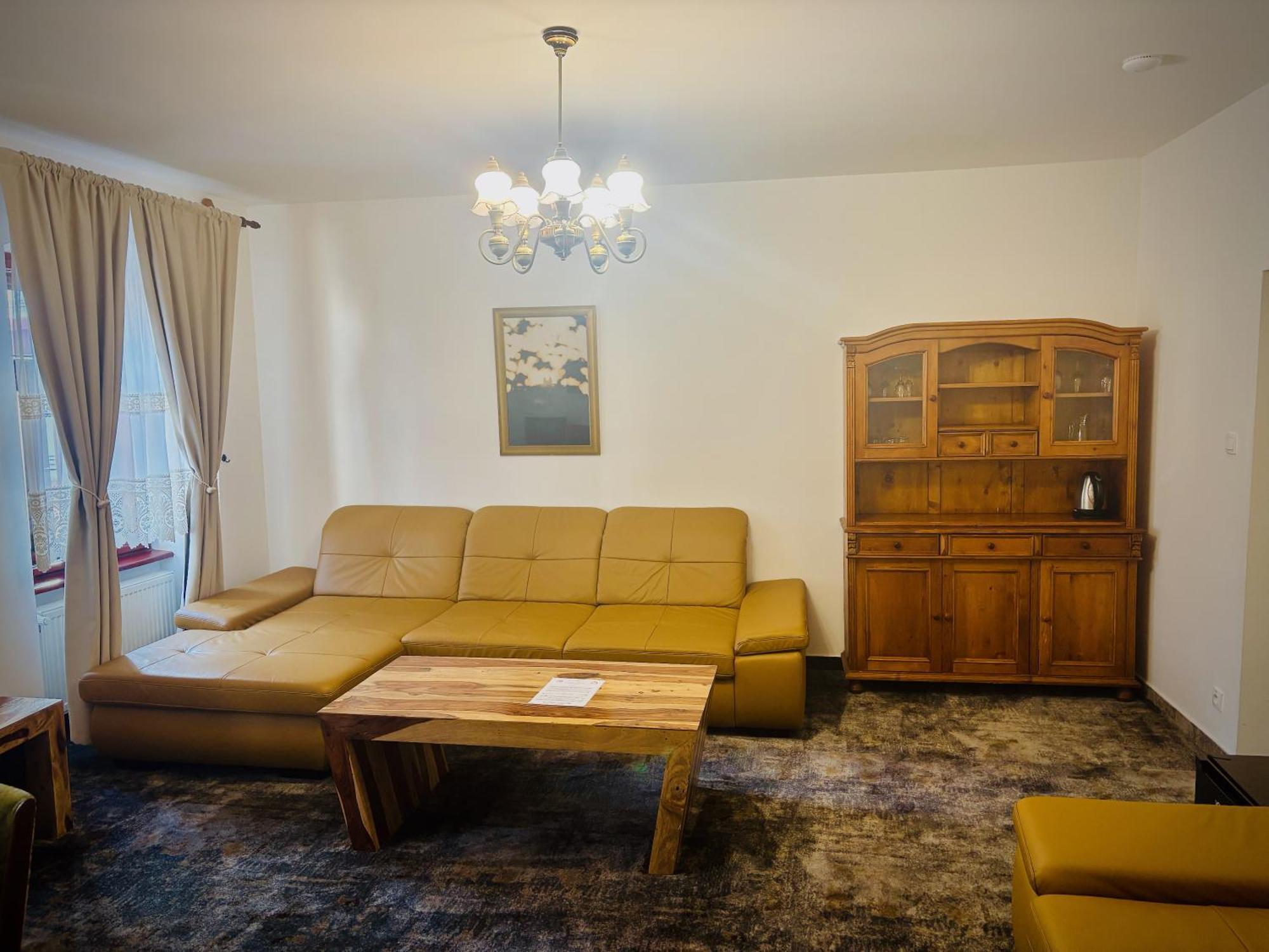 Penzion Kachelman Banská Štiavnica エクステリア 写真