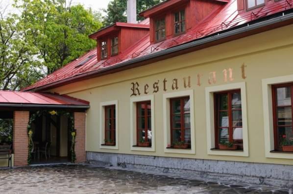 Penzion Kachelman Banská Štiavnica エクステリア 写真