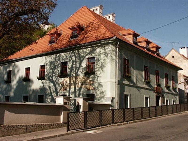Penzion Kachelman Banská Štiavnica エクステリア 写真
