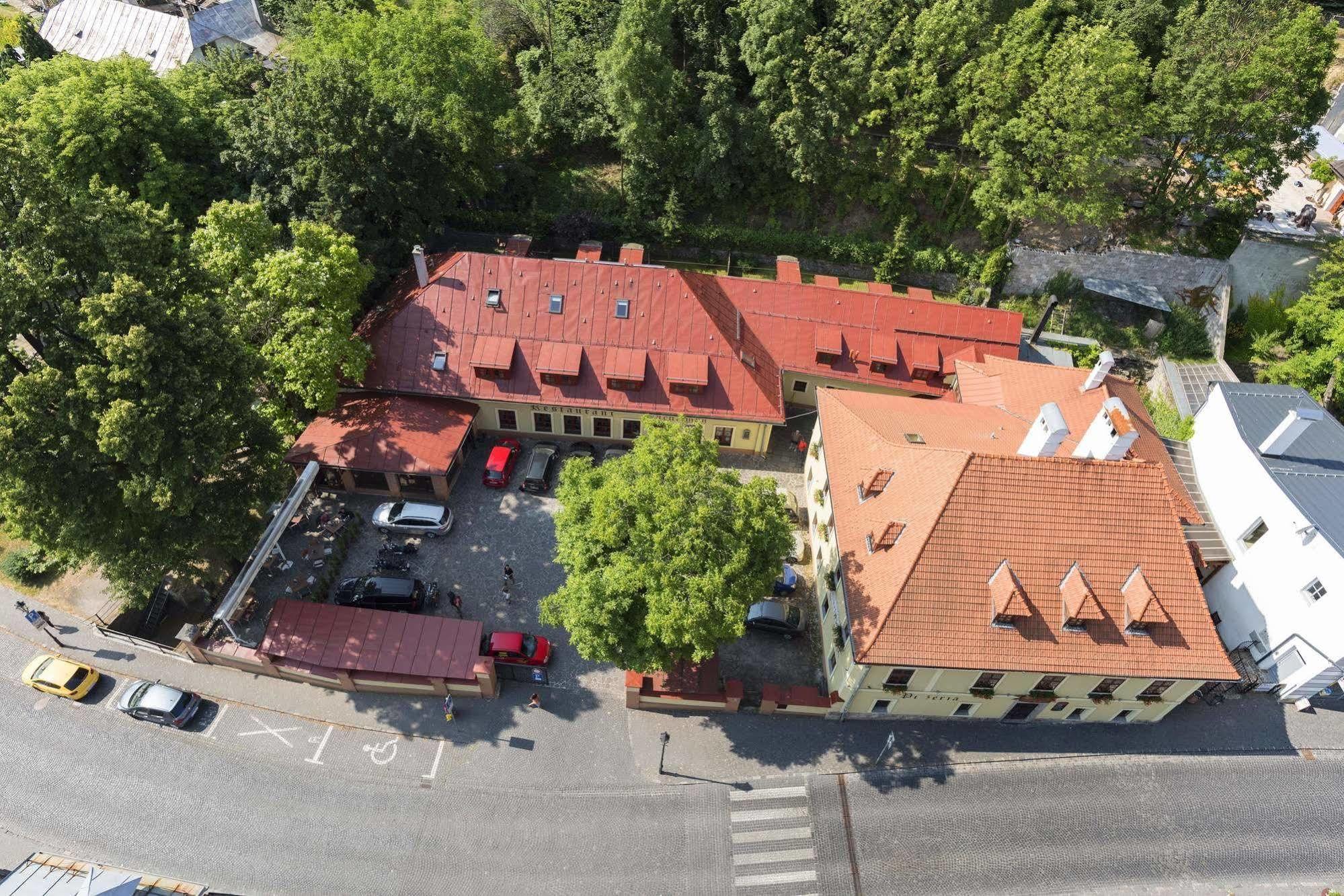 Penzion Kachelman Banská Štiavnica エクステリア 写真